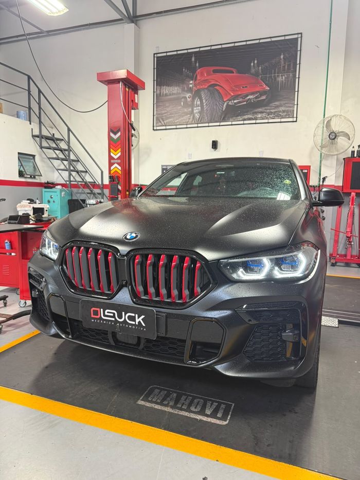 BMW X6 na oficina — Leuck Mecânica Automotiva