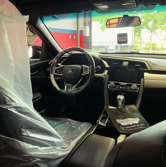 Cuidado com o interior do veículo — Leuck